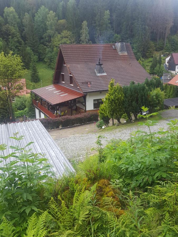 Monteurwohnung Aroba Fehrenbach ภายนอก รูปภาพ