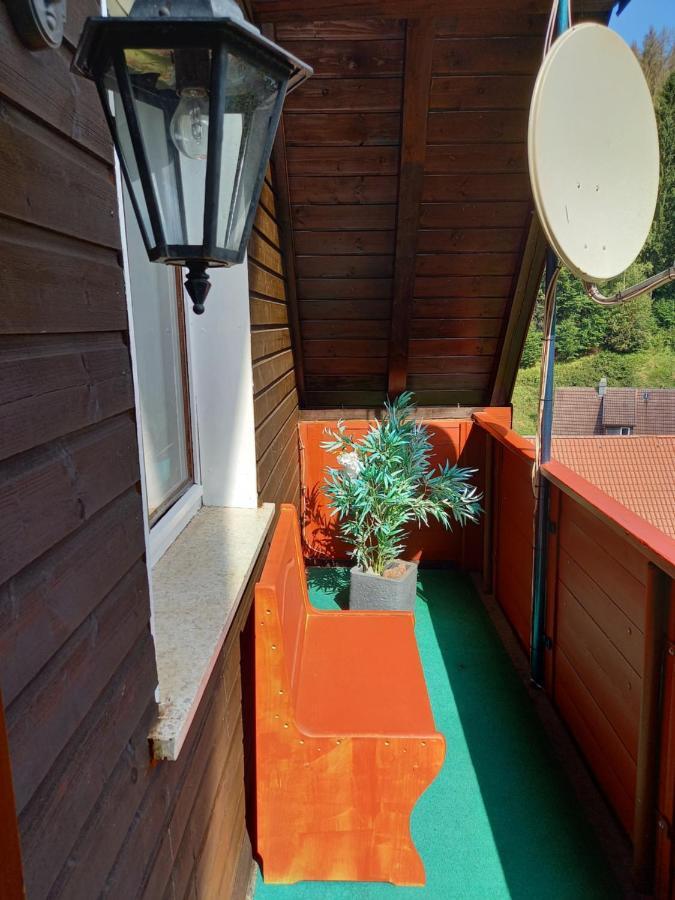 Monteurwohnung Aroba Fehrenbach ภายนอก รูปภาพ