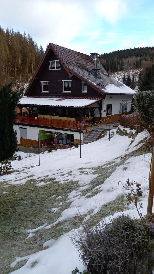Monteurwohnung Aroba Fehrenbach ภายนอก รูปภาพ