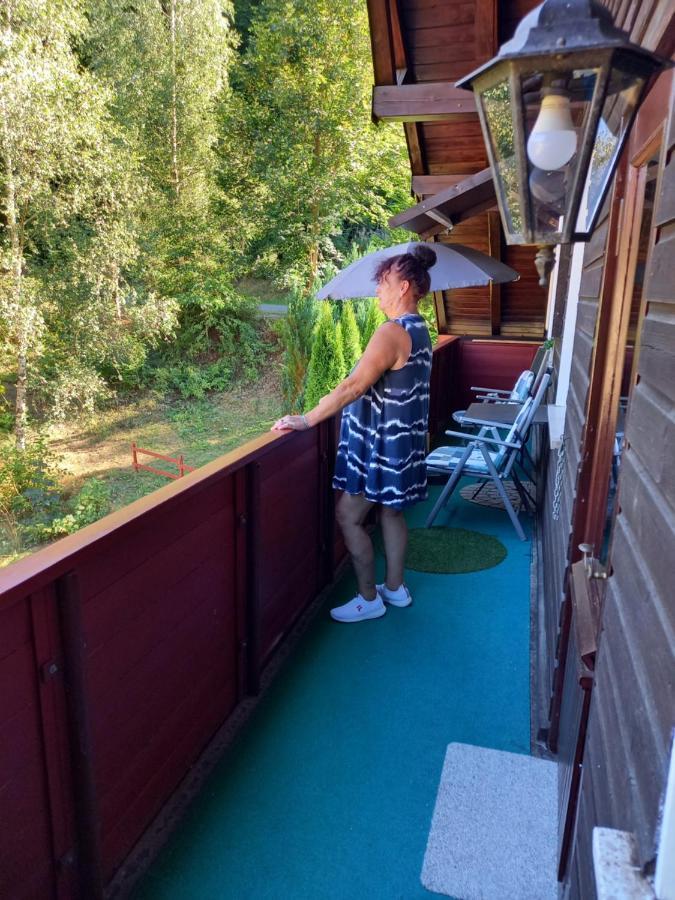 Monteurwohnung Aroba Fehrenbach ภายนอก รูปภาพ