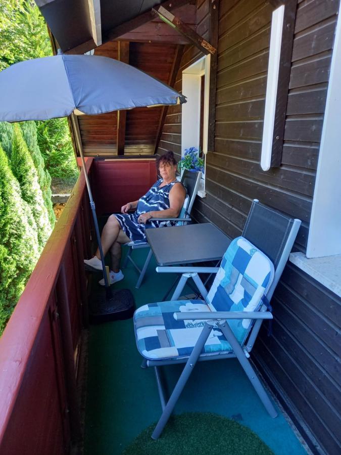 Monteurwohnung Aroba Fehrenbach ภายนอก รูปภาพ