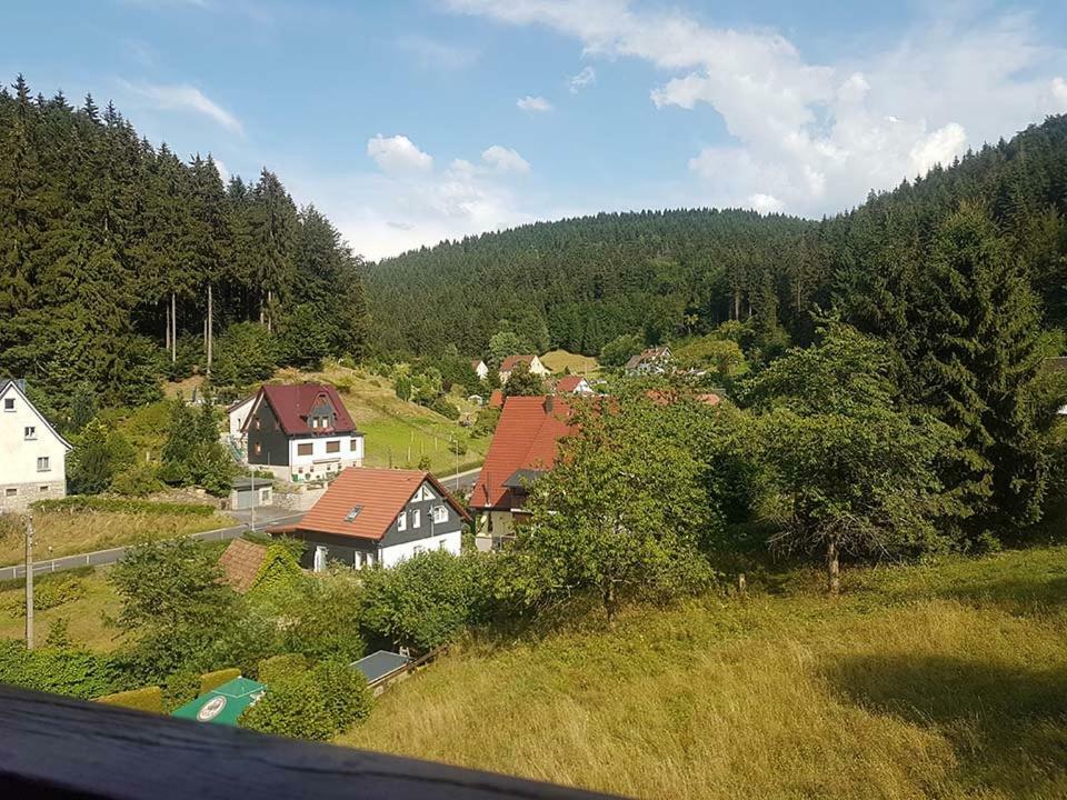 Monteurwohnung Aroba Fehrenbach ภายนอก รูปภาพ