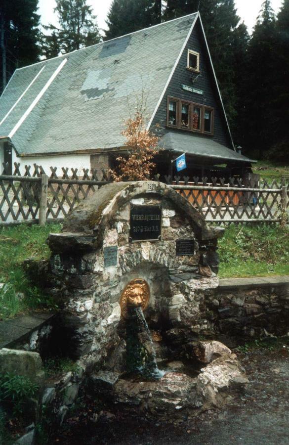 Monteurwohnung Aroba Fehrenbach ภายนอก รูปภาพ