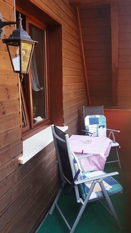 Monteurwohnung Aroba Fehrenbach ภายนอก รูปภาพ