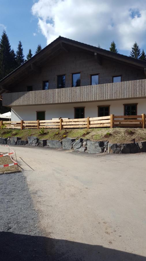 Monteurwohnung Aroba Fehrenbach ภายนอก รูปภาพ