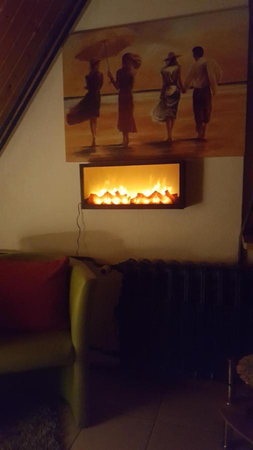 Monteurwohnung Aroba Fehrenbach ภายนอก รูปภาพ